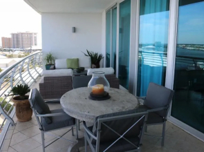 Bella Luna by Prickett Properties