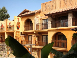 Roman Boutique Hotel