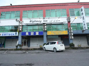 OYO 89642 Highway Inn