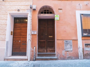 Heart of Rome Apartment