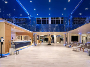 Boat Lagoon Resort
