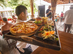 Crystal Bay Yacht Club