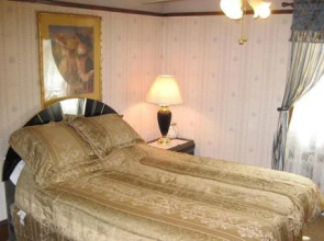 Albrightsville Farm House Bed & Breakfast