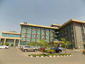 Ajuji Greenwich Hotel