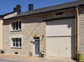 Lavish Holiday Home in Chassepierre With Terrace