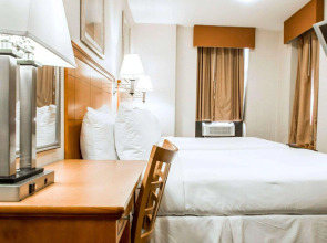 Econo Lodge Times Square