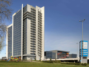 Ramada Encore by Wyndham Kyiv