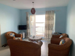 Well equipped peaceful 3 bedroom apartment