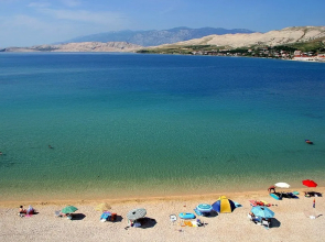 Cozy House Apartment With Balcony and Barbecue for Use, Close to Sea and Town