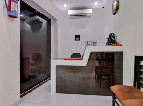 Oyo Flagship 700508 Hotel Blue Olive