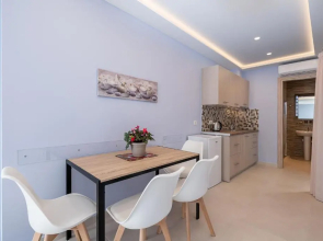 M City Apartments 100m from the beach