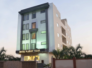Hotel Karan Vilas