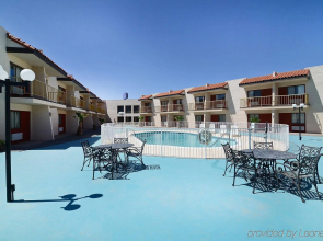 Extend-A-Suites Utep