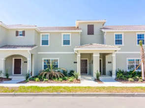 Amazing Resort Near Disney 4BR Townhome