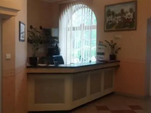 Roskosz Zespół Dworsko Parkowy