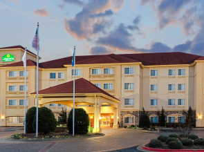 La Quinta Inn & Suites by Wyndham Stillwater-University Area