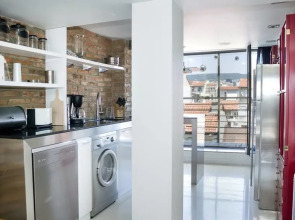 FM Deluxe 2-BDR Apartment with Rooftop Terrace - Varna