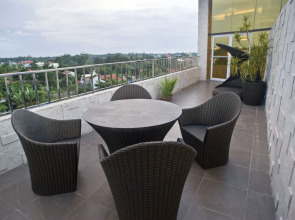 Goldberry Suites & Hotel Mactan