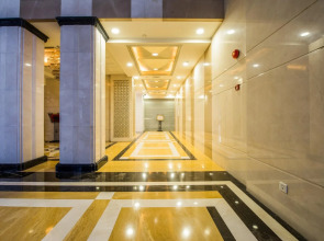 Paramount Gallery Hotel