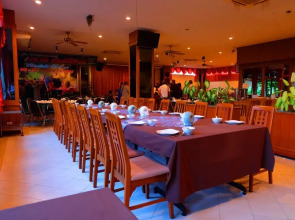 Dancenter Luxury Underwater World Pattaya