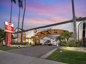 Best Western Plus Newport Mesa Inn