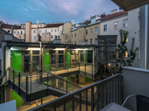 Smart Nano Living – Wien Hauptbahnhof - self check-in