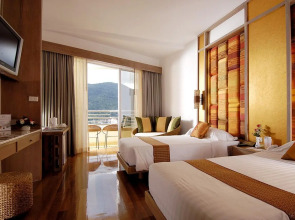 The Royal Paradise Hotel & Spa