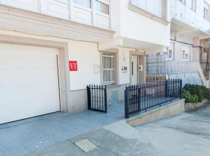 Amazing apartment in Fisterra with 4 Bedrooms and WiFi