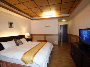 First Place B&B - Hualien Railway Station