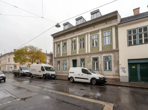 Business And Holiday Apartments