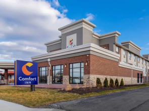 Super 8 Clawson/troy/detroit Area