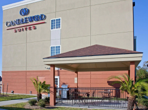 Candlewood Suites Pearland by IHG