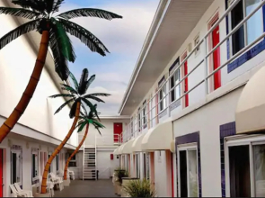 AA Heart of Wildwood Motels