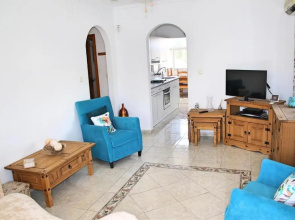 Luxury Detached Villa Near Ameniti