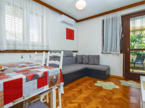 Apartment Antuna Mihanovica 2A/ V
