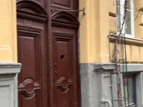 22/Kotliarska Moisha House