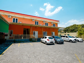 OYO 1835 Kostel Wood