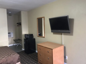 Princess Motel Maryville