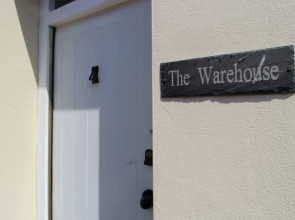 Beautifully Presented Three Bedroom House in Poole