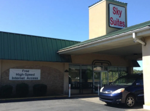 Sky Suites Cartersville