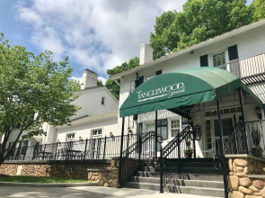 Providence Manor House Bed & Breakfast