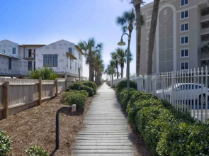 Harbor Seahorse - Outdoor Deck & Boat Dock