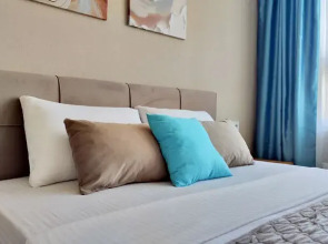 Panda Home on the street of Discoverers, 9