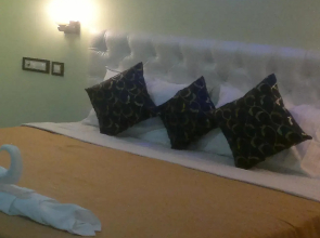 Lalit Royal guest house