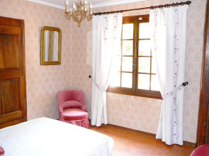 Villa With 3 Bedrooms in Riez, With Private Pool, Furnished Terrace and Wifi