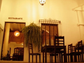 Las Puertas