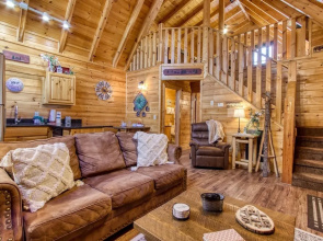 Er260- Magical Moments Great Location- Close To Town 1 Bedroom Cabin by RedAwning