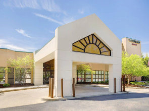 Courtyard By Marriott Ann Arbor