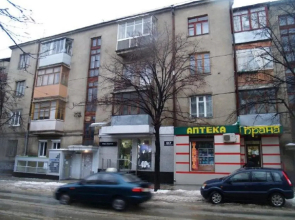 2 BDR apartment near Gorky Park, Center