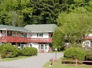 Season Pass Inn